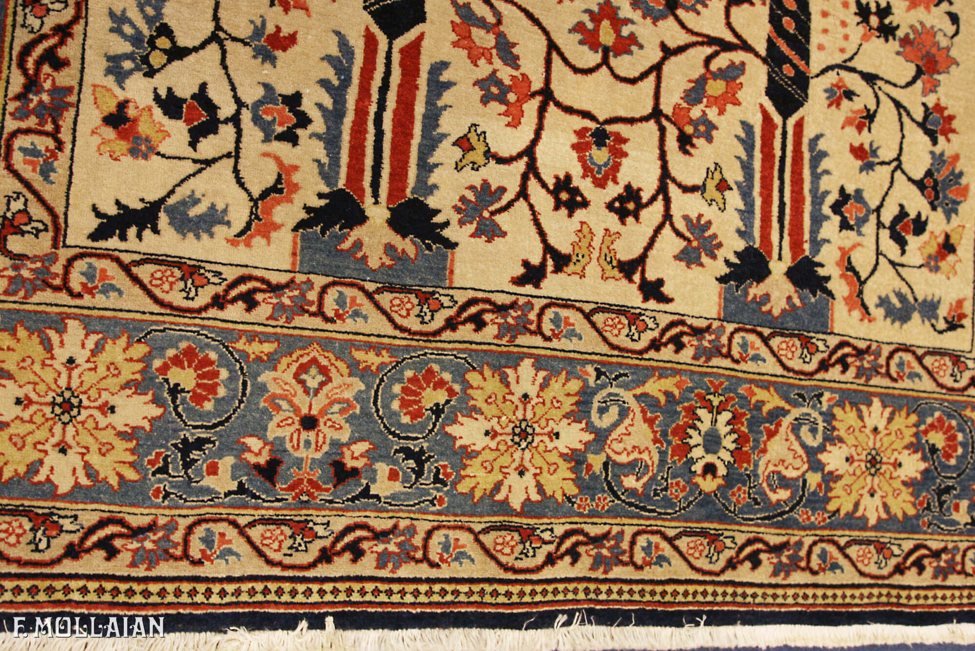 Semi-Antique Persian Kashan Dabir Rug n°:21966182